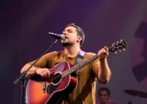 Cantora de Ponta Grossa