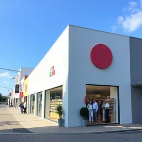Jacomar inaugura unidade em São José dos Pinhais